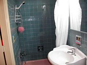 shower bath towels